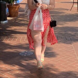 Maxi skirt with slits